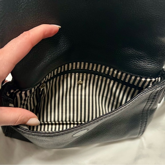 kate spade Cobble Hill Mini Carson Crossbody bag in Black - Picture 7 of 9